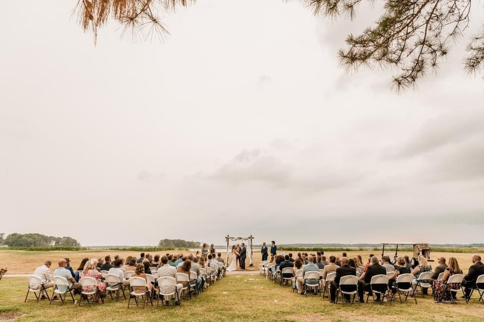 Large outdoor wedding at the Ocean City Golf Club